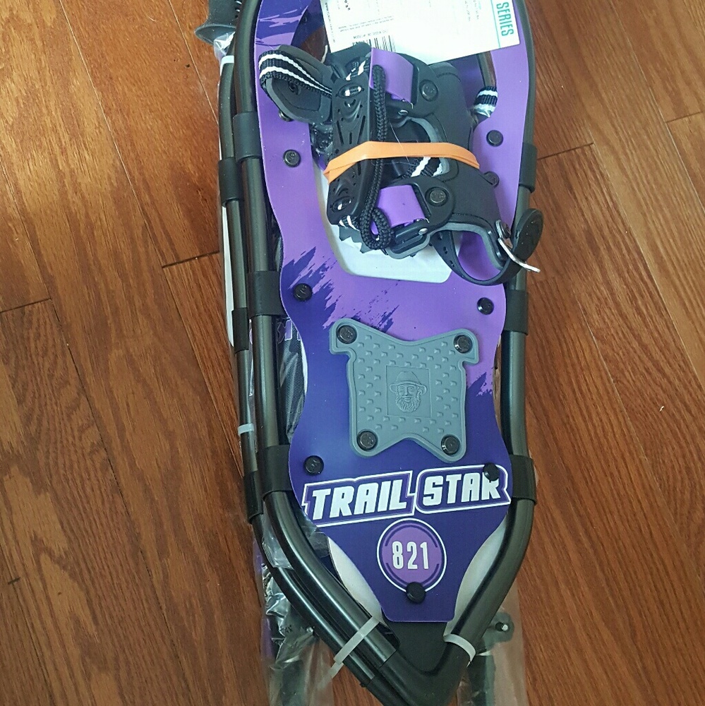 Womens snow shoes